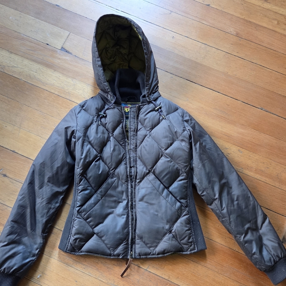 Vintage Quilted And Insulated Hooded Eddie Bauer Jacket